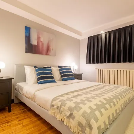 4-bedroom House With Private Terrace And 2 Bathrooms Appartement *