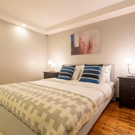 Daire 4-bedroom House With Private Terrace And 2 Bathrooms