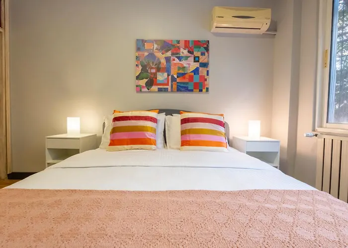 Daire 4-bedroom House With Private Terrace And 2 Bathrooms