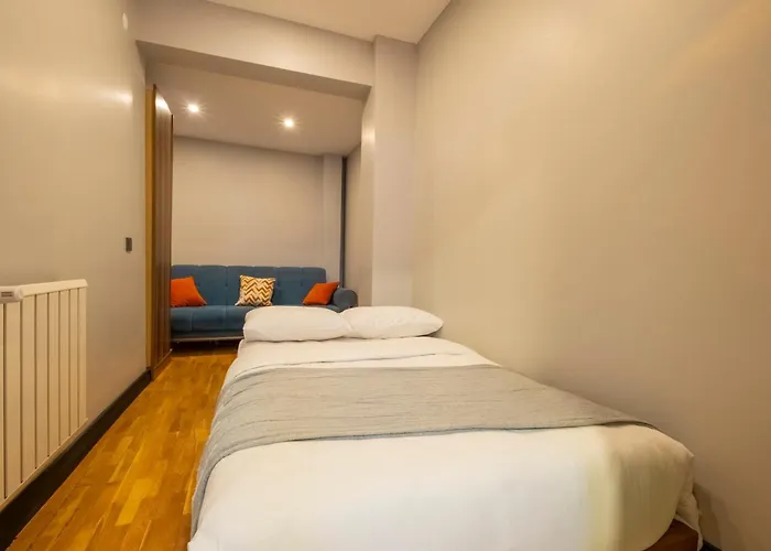 4-bedroom House With Private Terrace And 2 Bathrooms Daire *