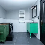 4-bedroom House With Private Terrace And 2 Bathrooms Appartement