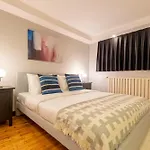 4-bedroom House With Private Terrace And 2 Bathrooms Appartement *