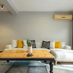 Apartamento 4-bedroom House With Private Terrace And 2 Bathrooms Estambul