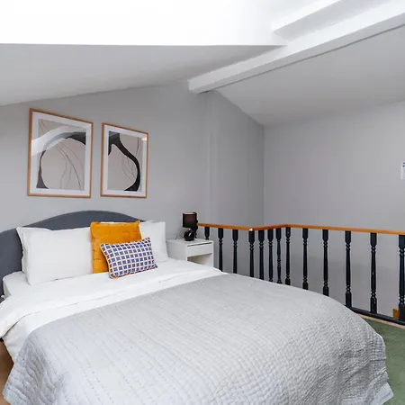 4-bedroom House With Private Terrace And 2 Bathrooms