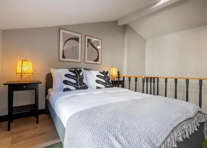 Appartement 4-bedroom House With Private Terrace And 2 Bathrooms Istambul