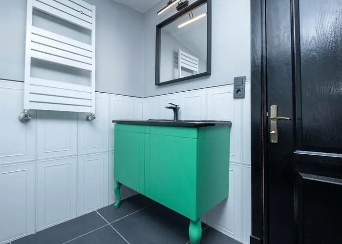 Apartment 4-bedroom House With Private Terrace And 2 Bathrooms