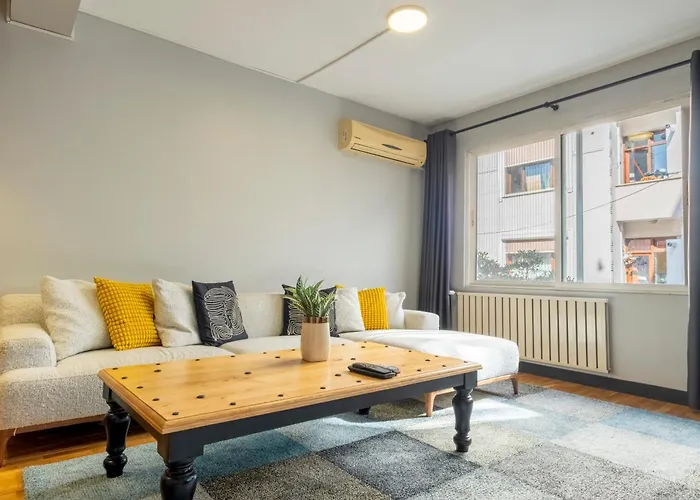 Apartamento 4-bedroom House With Private Terrace And 2 Bathrooms Istambul