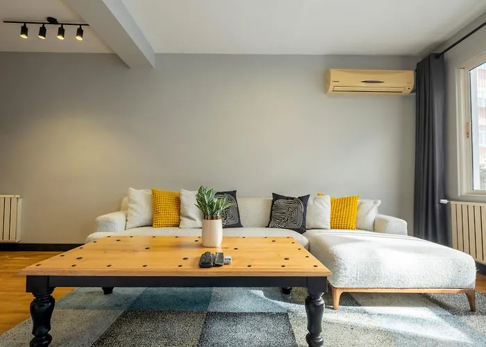 Apartamento 4-bedroom House With Private Terrace And 2 Bathrooms Istambul